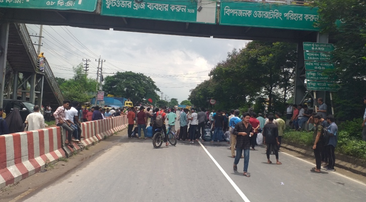 ঢাকা-চট্টগ্রাম মহাসড়কে যানজট, ভোগান্তি কুমিল্লা নগরে